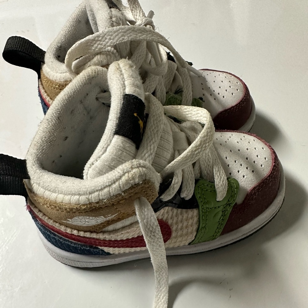 Jordan 1 baby infant size 5c like new